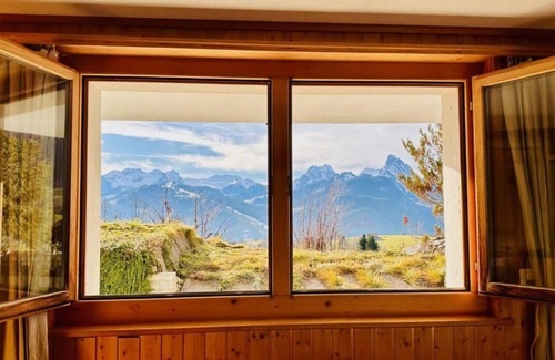Schoenried Apartamento | Gemütliche Wohnung 10 min von Gstaad mit Herrlicher Aussicht