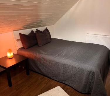 Geisweid Apartamento | Gemütliche Wohnung, Heimkino, Couch & Küche
