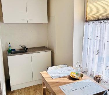 Lalendorf Apartamento | Gemütliche Wohnung im Gutshaus