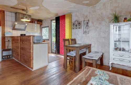 Nakensdorf Casa | Gemütlicher Bungalow mit Garten UND Whirlpool en Nakenstorf