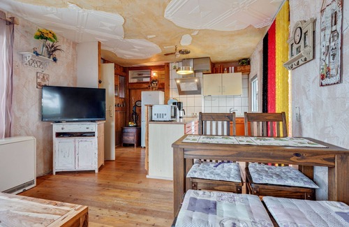 Nakensdorf Casa | Gemütlicher Bungalow mit Garten UND Whirlpool en Nakenstorf