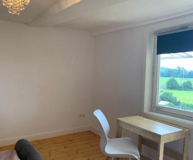 Wolfhagen Apartamento | Gemütlichkeit im Fachwerkhaus, 3 Schlafzimmer, Balkon, Parkplatz