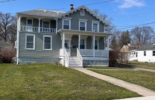 Geneva Apartamento | VHR Geneva Apartment near college 2 bedrooms