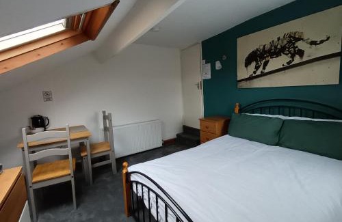 Darlington Casa | Geneva Cottage - close to Darlington train station