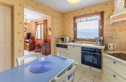 Cruet Casa | GENEVIEVE - CRUET - Gîte