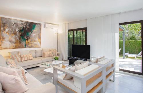 San Pedro de Alcántara Casa | Genteel Home Guadalvillas