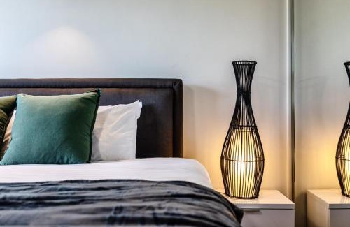 Biggera Waters Casa | Gentle Waves Retreat Villa