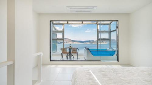 Irun-myeon Casa | Geoje Badageurigo Pension