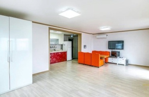Irun-myeon Condominio | Geoje Beach Maru Pension