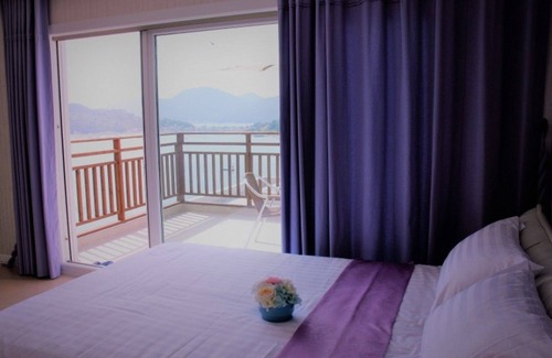 Irun-myeon Casa | Geojedo Peace Pool Pension