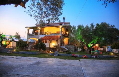 Nikita Casa | George`s House