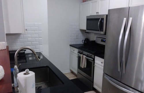 Tucker Casa | GEORGEOUS, ELITE, CHALET ADOSADO, LO SENTIMOS SIN INTERNET