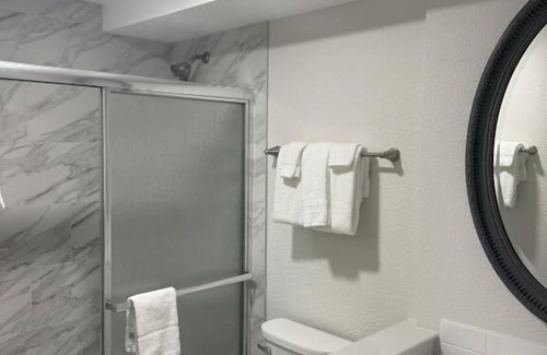 Georgian Inn Hotel | Georgian Inn Beach Club