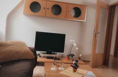 Bitburg Apartamento | Geräumige Ferienwohnung im Herzen Bitburgs