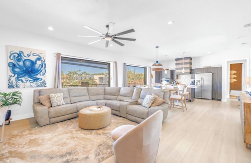 Siesta Key Condominio | Gertrude's | 100% Private Resort-like home & pool, 500ft to private Siesta Key beach access!