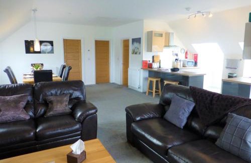 Llanarthney Apartamento | Gerycastell Luxury Holiday Apartment with Stunning Views & EV Station Point