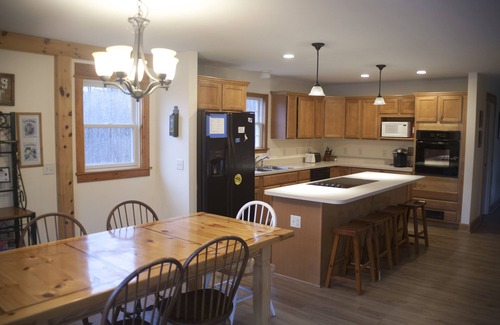 Searsburg Chalet De Esquí | Escápate al "Alto País" en el sur de Vermont