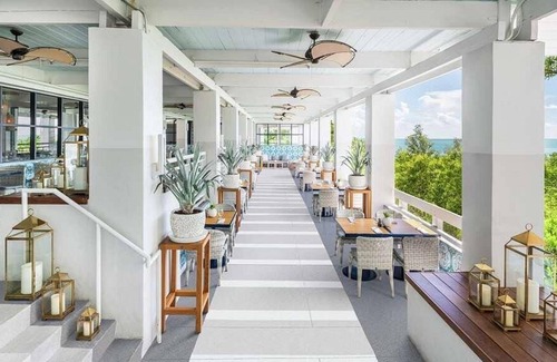 Rock Harbor Complejo | ¡Paraíso tropical! Unidad de diseño para 4 personas, playa privada, 2 piscinas