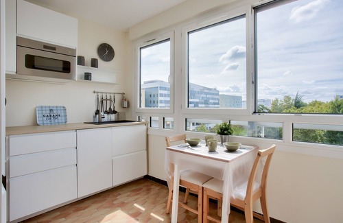 Ile de Nantes Palais des Congres Apartamento | Escapada a la isla de Nantes con vistas al Loira