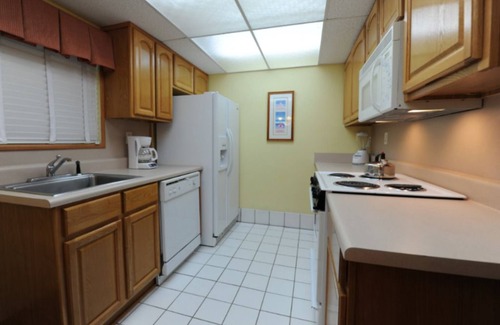 Destin Condominio | Getaways at Destin Holiday Beach Resort