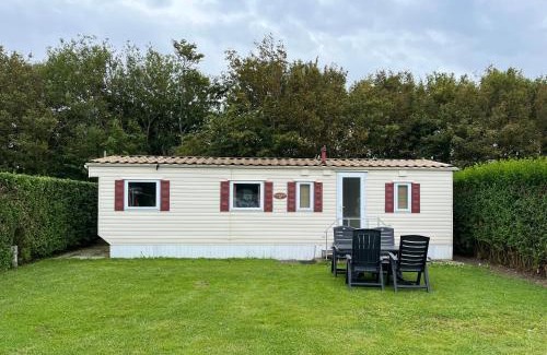 Aagtekerke Otro | Gezellige Stacaravan nr 7 op Mini-Camping Klaproosje 4 personen