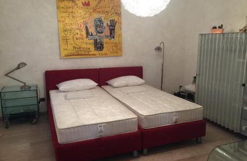 Cannaregio Apartamento | Ghetto Modern Apt for 4, Venice