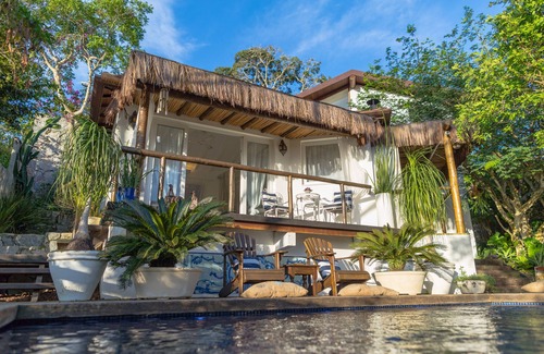 Albatroz Casa | Casa Linda Búzios. Todo el confort de un albergue, con la privacidad de una casa.