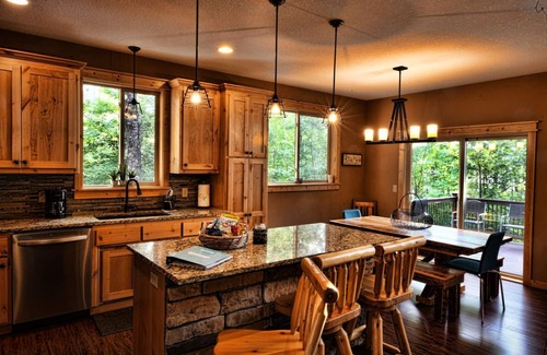 Embarrass Casa | Giants Ridge Golf / Ruta / Natación / Ski- Lake Home, capacidad para 12, Sandy Lake Bottom