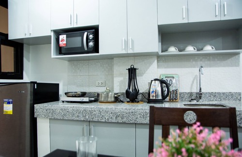 Imus Apartamento | Gibbz Apartelle (Unit 204)