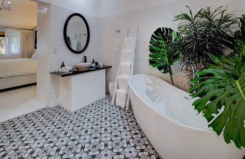 Cocles Hotel | Gigi Brown Suites Puerto Viejo