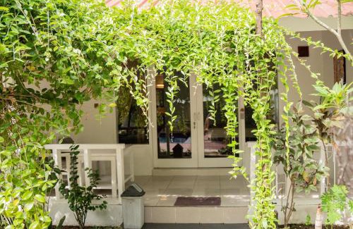 Gili Trawangan Hotel | Gilibong Bungalows