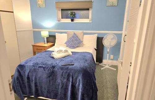 Gillingham Apartamento | Gillings Villa -5 Bed Great For Long & Short Stay! Gillingham Kent