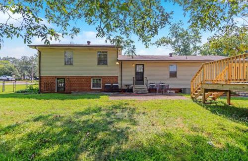 Madison Casa | Gilmore Retro Pad