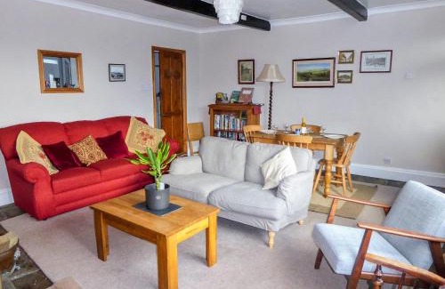 Ainley Top Casa | Ginnel Corner