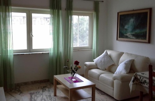 Minturno Apartamento | GIRASOLE a due passi dal mare