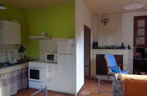 Saint-Leger-de-Montbrillais Casa | Gite / country house 6/8 people 11 from April 2025