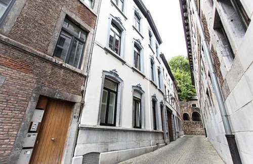 Feronstree et Hors-Chateau Apartamento | GITADIN - Deluxe Suite Valens - Historical Center