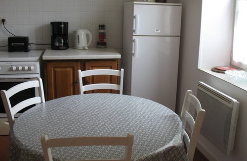 Bures Cabaña | GITE CASA DE CAMPO CON CHOQUE INFANTIL ENTRE MORTAGNE LE MELE VE