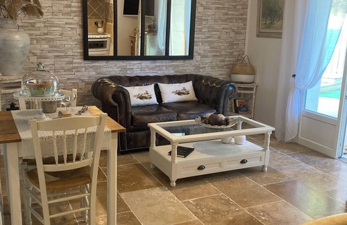 Merindol Apartamento | Gîte de Charme, for lovers at the foot of the Luberon