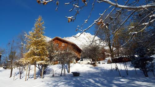 Saint-Martin-de-la-Porte Casa | Gite Du Chalet Barnabas Relais