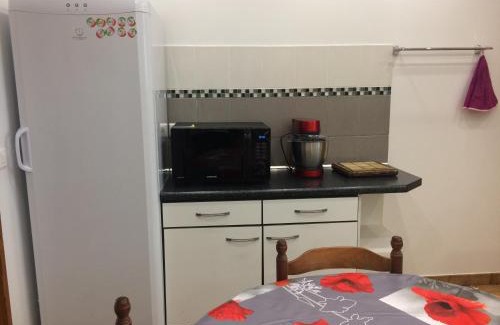 Lesparre-Medoc Casa | GITE DU MEDOC - Day Cruise en bateau privé, pêche en mer, et visite guidée des Chateaux du Médoc