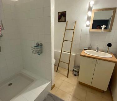 Saint-Restitut Casa | Gite en Drome Provençale