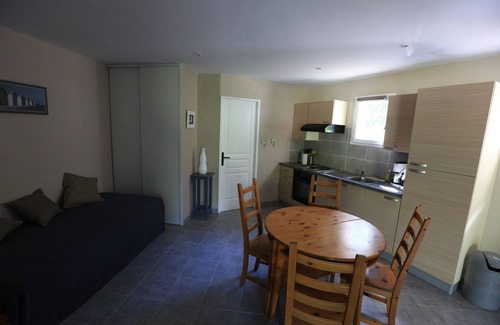 Saint-Paul-en-Foret Apartamento | Casa rural en una magnífica casa de campo provenzal ubicada en el corazón de un parque de 4300 m²