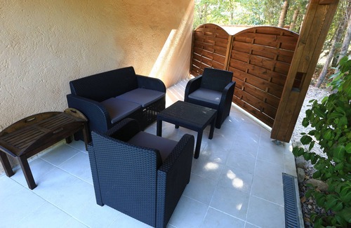 Saint-Paul-en-Foret Apartamento | Casa rural en una magnífica casa de campo provenzal ubicada en el corazón de un parque de 4300 m²