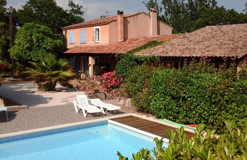 Saint-Paul-en-Foret Apartamento | Casa rural en una magnífica casa de campo provenzal ubicada en el corazón de un parque de 4300 m²