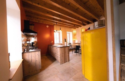 Plombiees-Les-Dijon Casa | Gite la source de neuvon