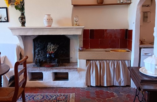 Bargemon Apartamento | Gite La tour des remparts sur le chemin de ronde de Bargemon exp sud vue nature