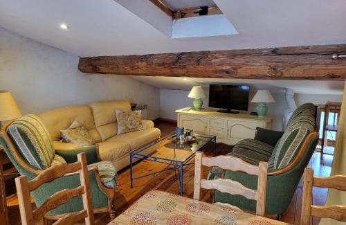 Albigny-sur-Saone Apartamento | Gite le grenier des maraichers