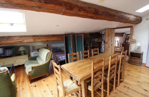 Albigny-sur-Saone Apartamento | Gite le grenier des maraichers