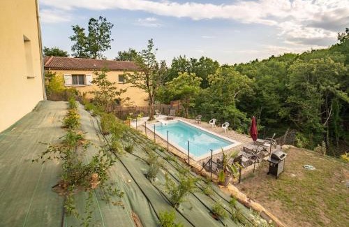 Vesseaux Villa | Gite Les Bouches Rouges